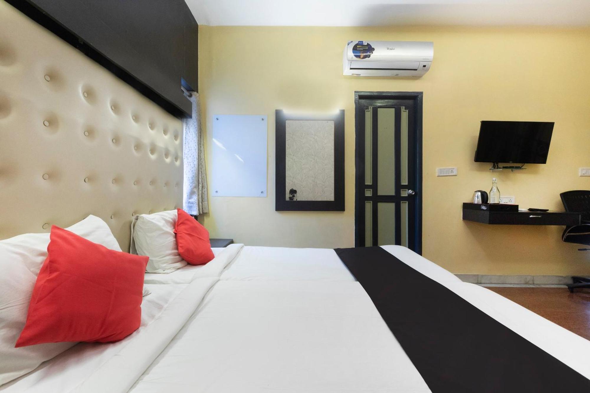 Collection O Santhome Residency Near Marina Beach Chennai Exteriör bild
